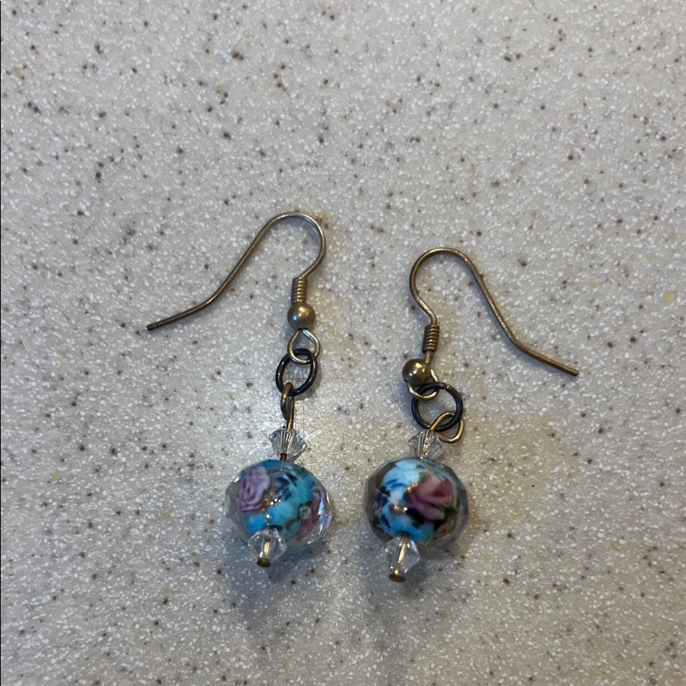 Elegant vintage Floral Bead Earrings